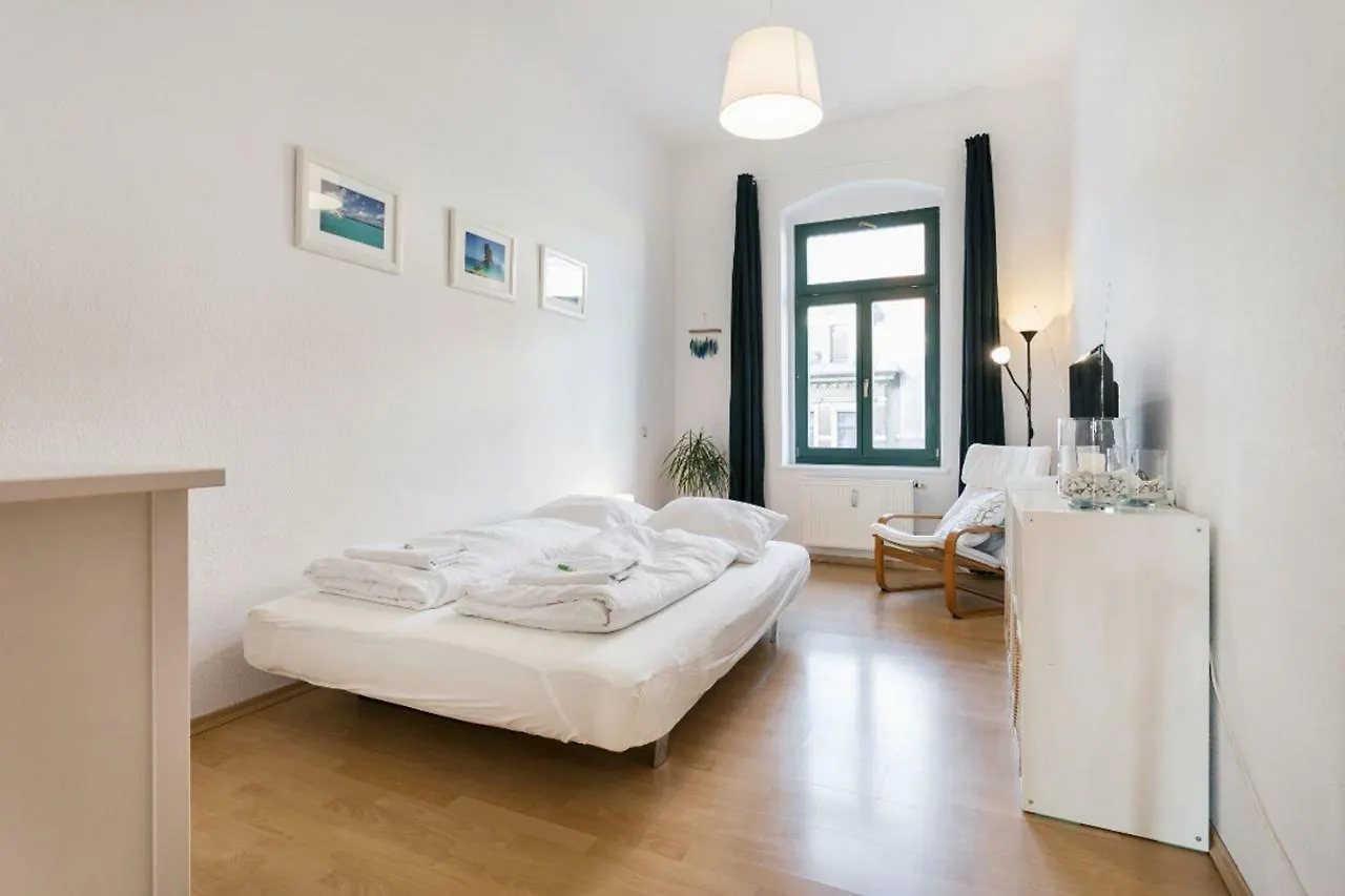 Ruhiges Apartment Am Rande Des Szeneviertels Dresden Germany